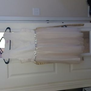 Nannette Kids Small Cream Colored Dress